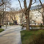 Luxury Tropical At Budapest