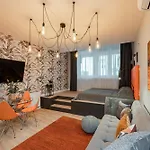 Luxury Tropical At Budapest