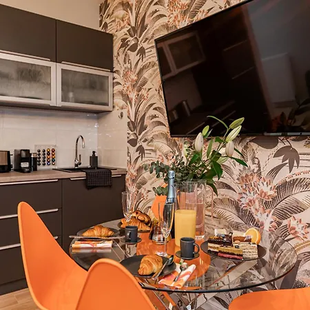 Luxury Tropical At Apartmán Budapešť